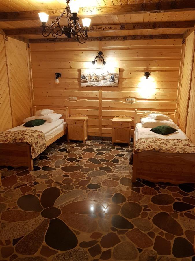 Chata Goralska I Pokoje Goscinne Цехоцинек Экстерьер фото