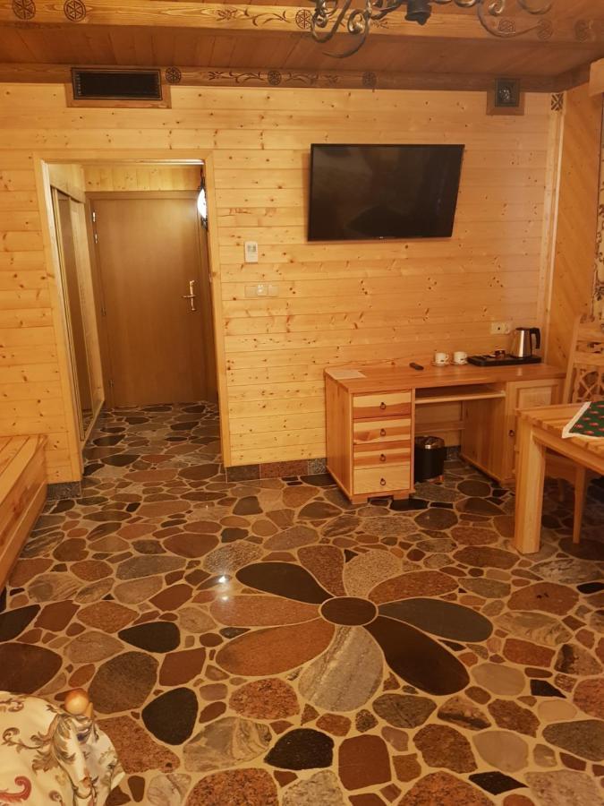 Chata Goralska I Pokoje Goscinne Цехоцинек Экстерьер фото