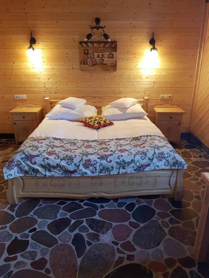Chata Goralska I Pokoje Goscinne Цехоцинек Экстерьер фото